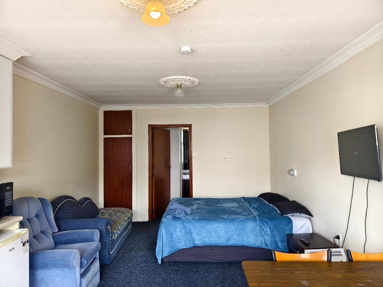 Ferry Motel Крайстчерч Екстер'єр фото